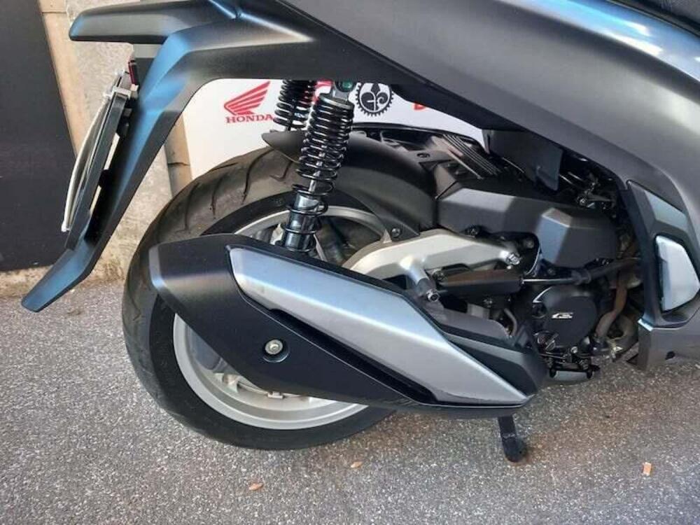 Honda SH 350 (2021 - 24) (2)