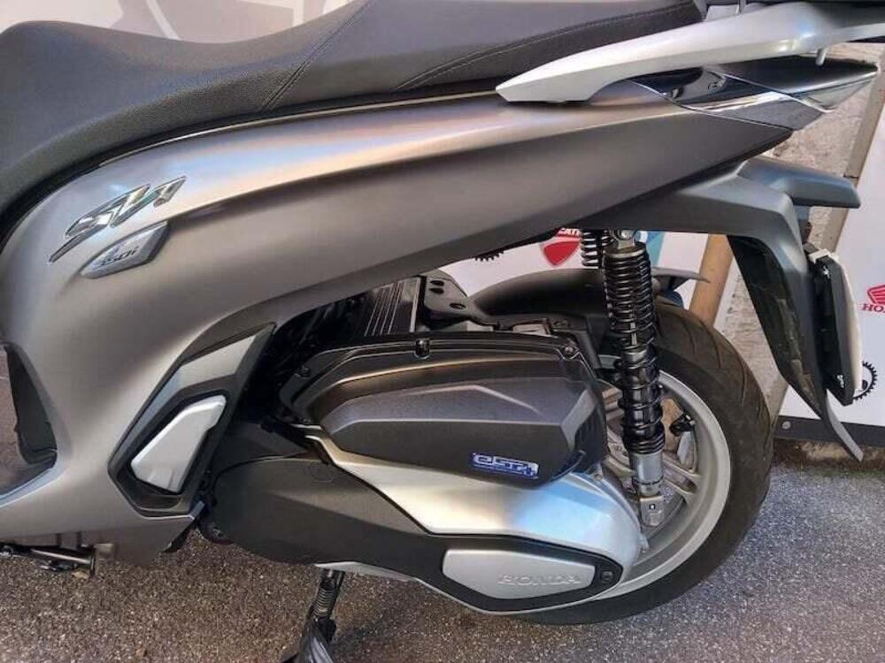 Honda SH 350 (2021 - 24) (20)