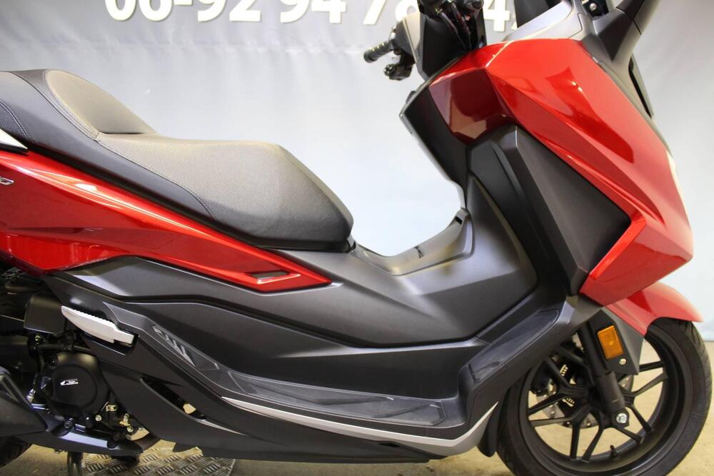 Honda Forza 350 (2022 - 24) (9)