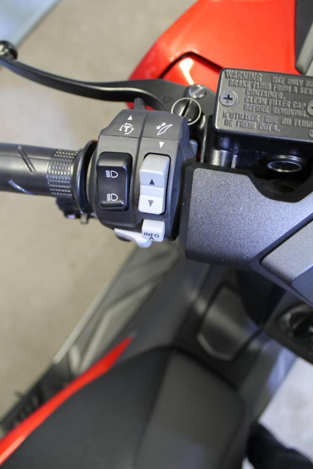 Honda Forza 350 (2022 - 24) (11)