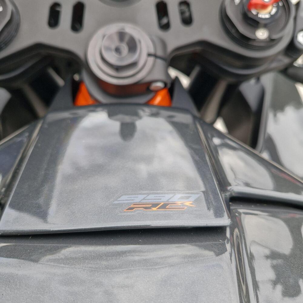 KTM 990 RC R (2026) (14)