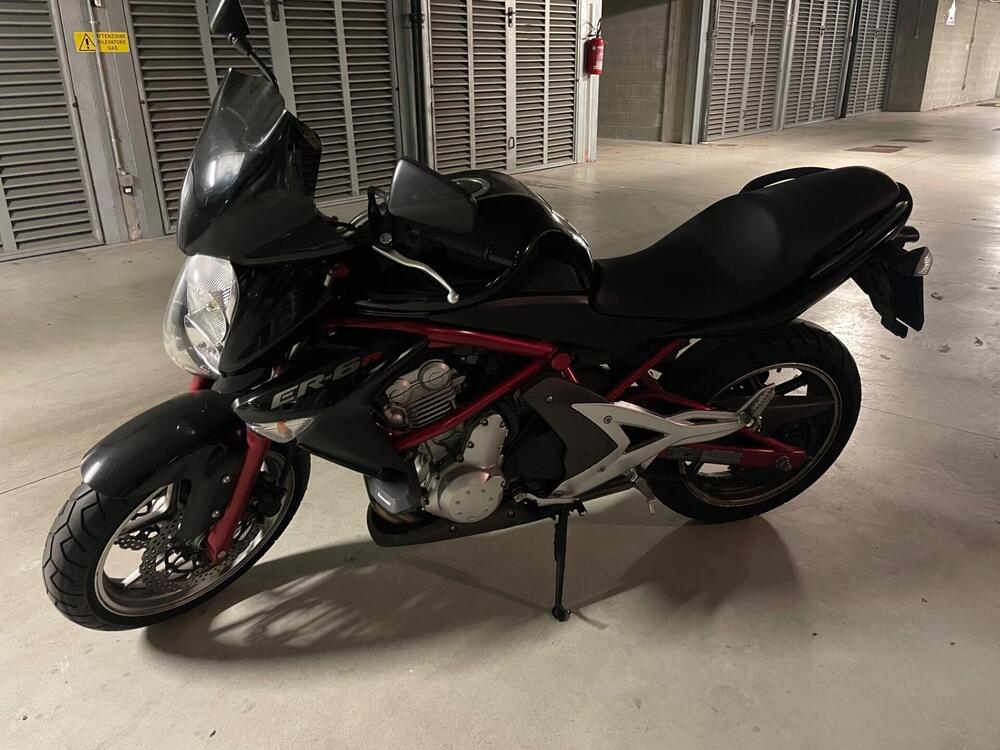 Kawasaki ER-6N (2006 - 09) (3)