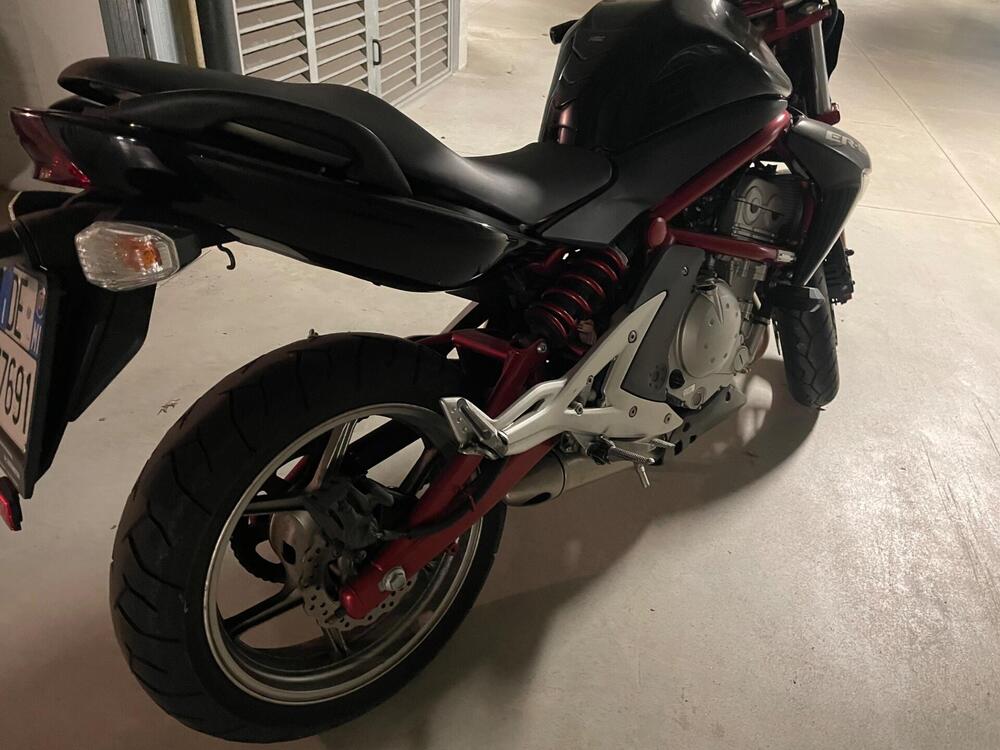 Kawasaki ER-6N (2006 - 09) (5)