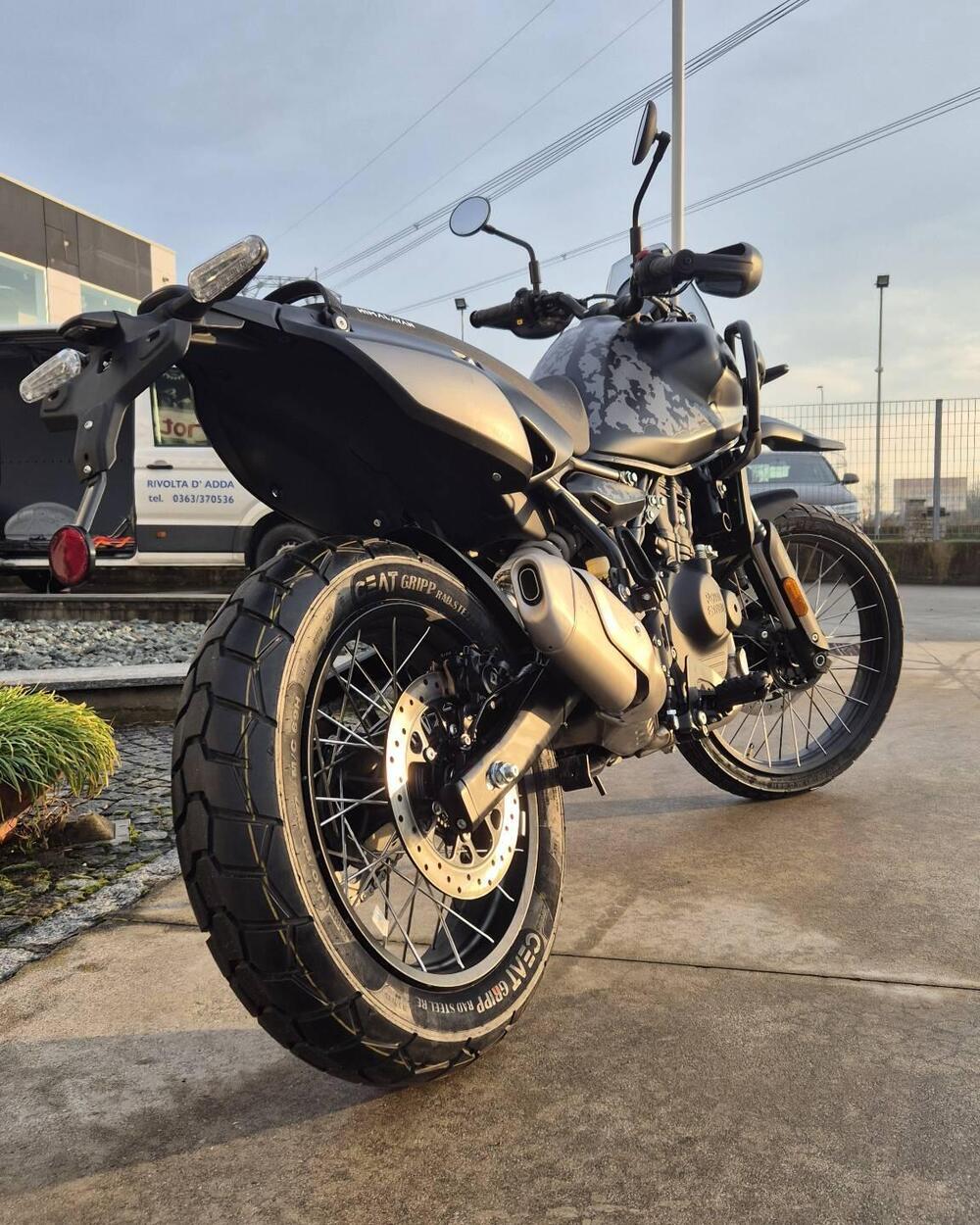 Royal Enfield Himalayan 450 Mana Black (2026) (4)