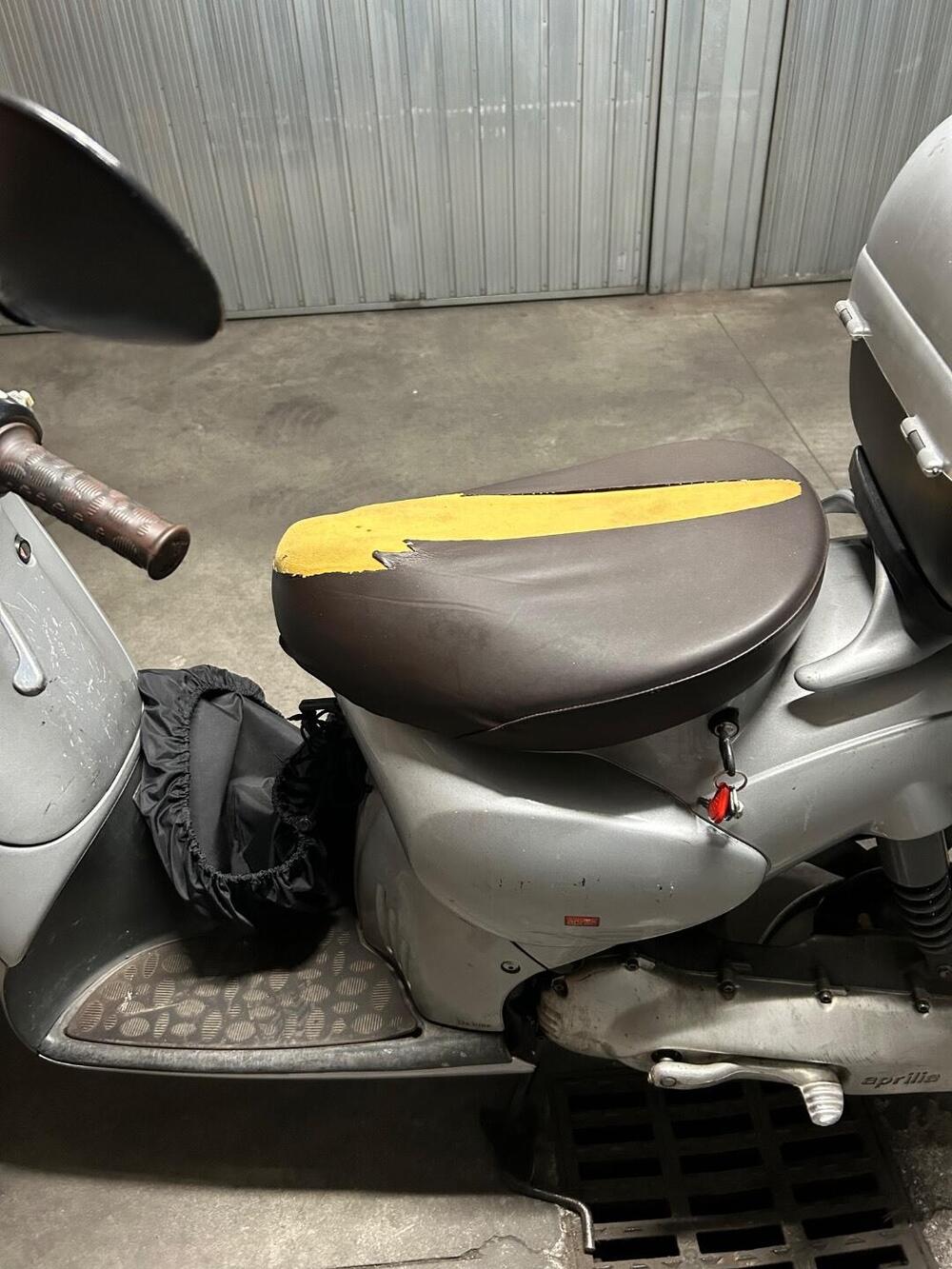 Aprilia Scarabeo 50 (1994 - 99) (10)