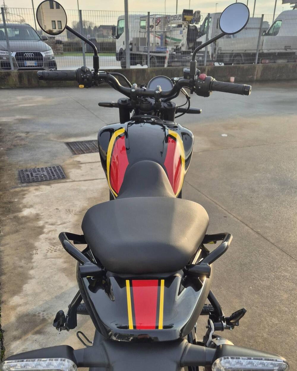 Royal Enfield Guerrilla 450 (2024 - 26) (6)