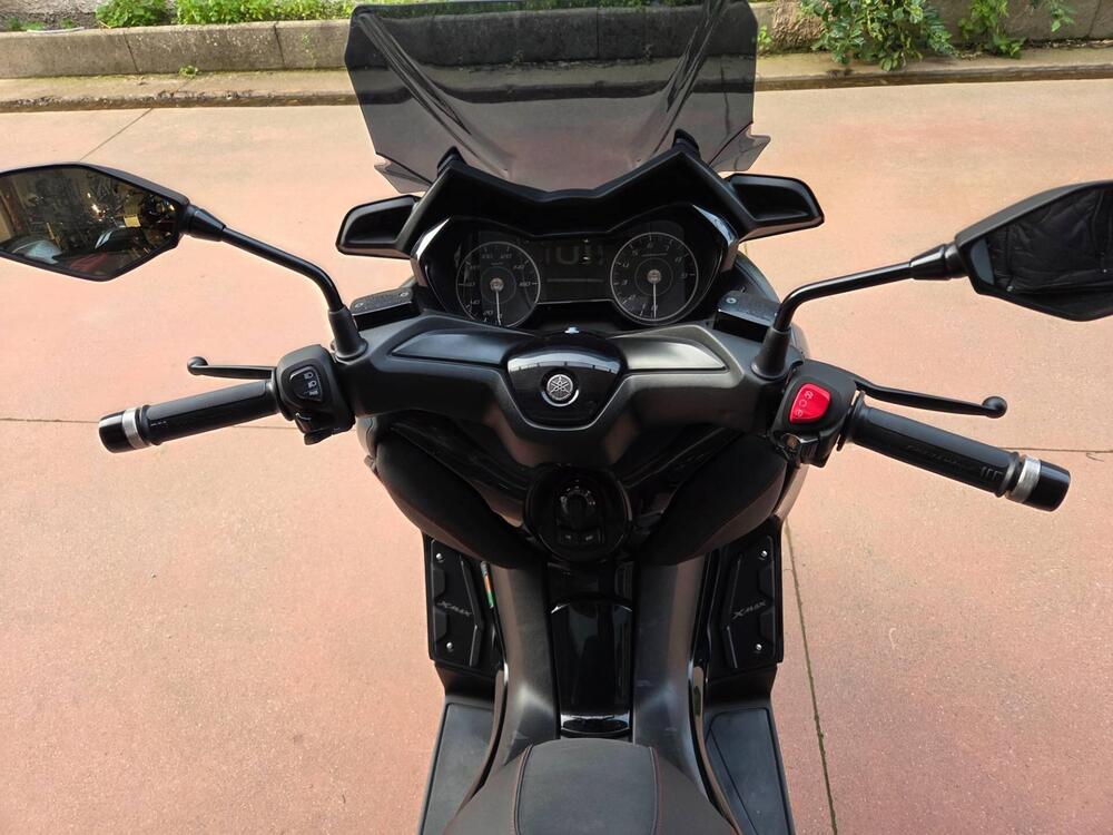 Yamaha X-Max 300 Tech Max (2021 - 24) (12)