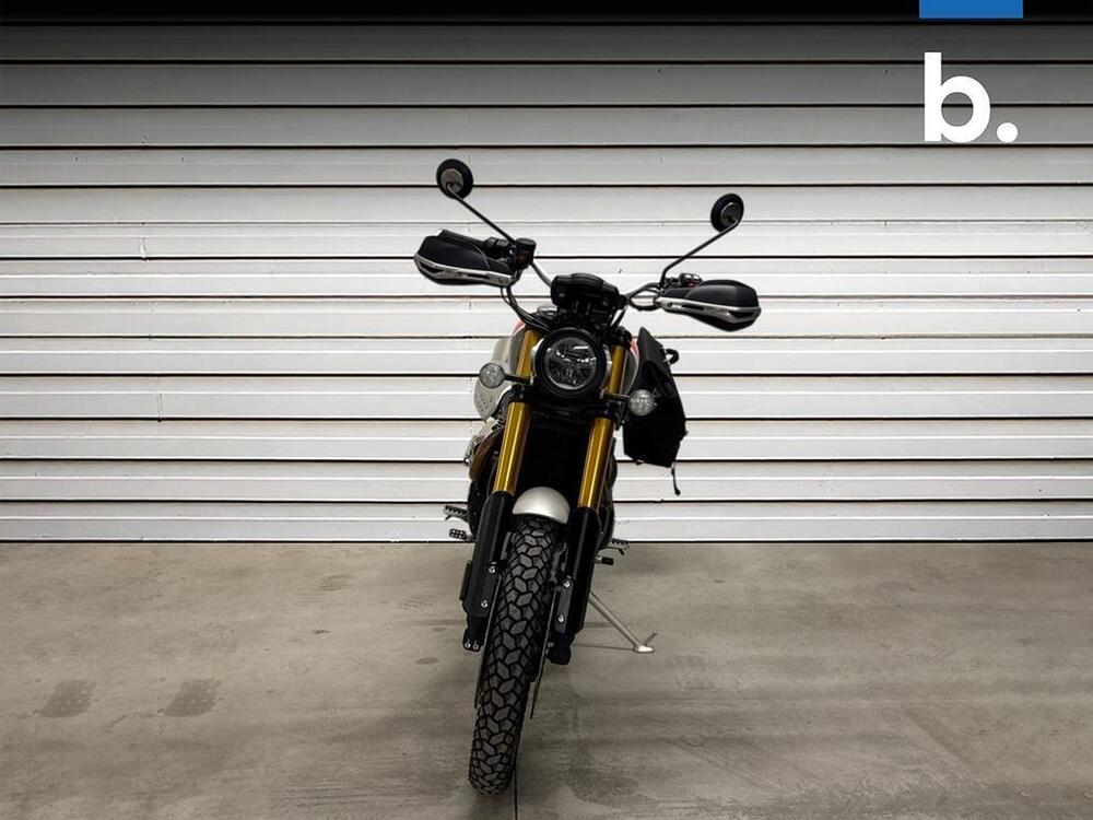 Triumph Scrambler 1200 XE Gold Line Edition (2021 - 22) (2)