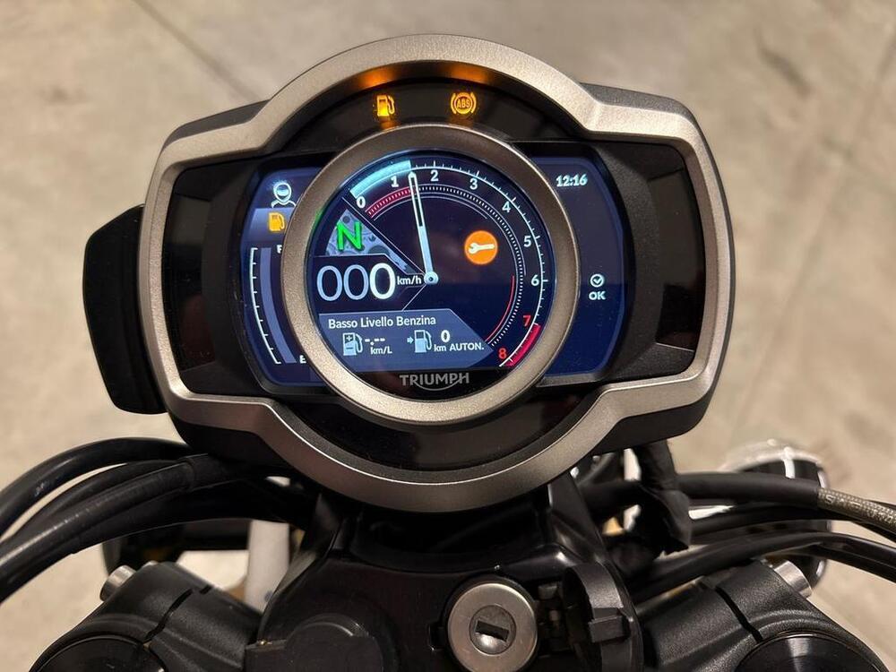Triumph Scrambler 1200 XE Gold Line Edition (2021 - 22) (6)
