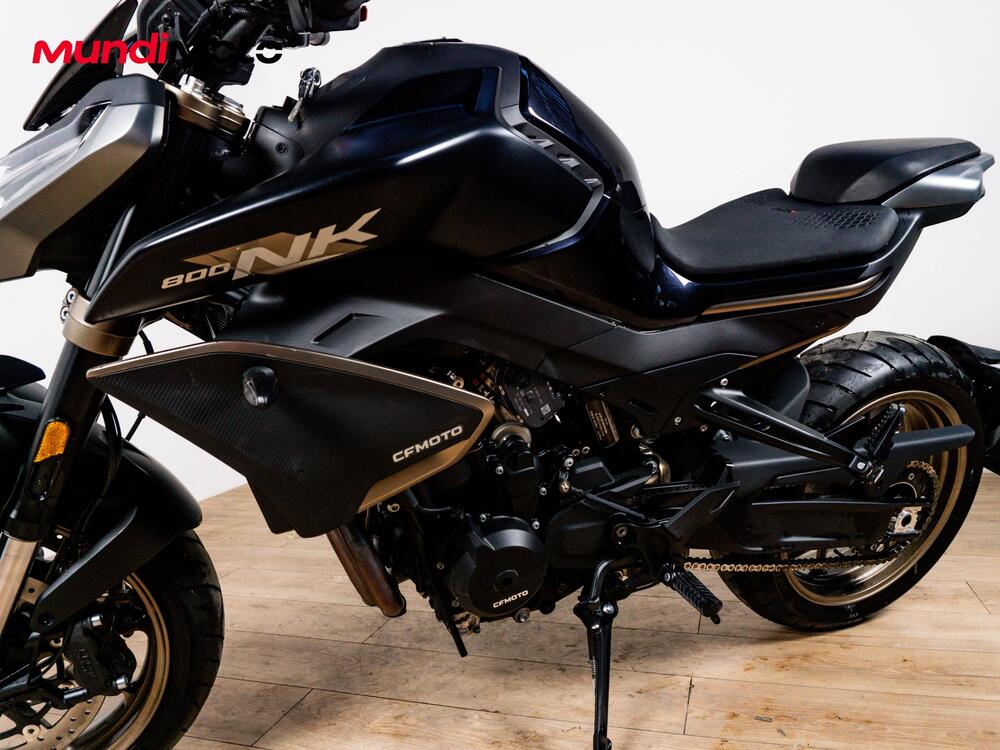 CFMOTO 800NK Sport (2023 - 26) (9)