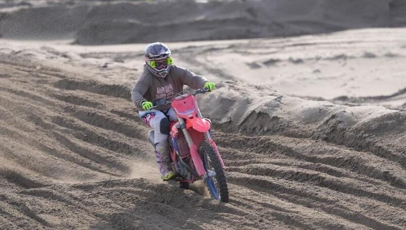 Duro, morbido e sabbia: questa Beta RX450 l'abbiamo provata in tutte le condizioni