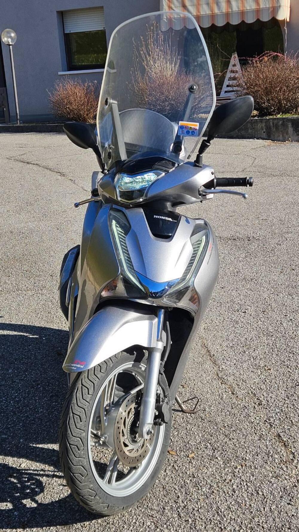 Honda SH 125 i ABS (2013 - 17) (2)