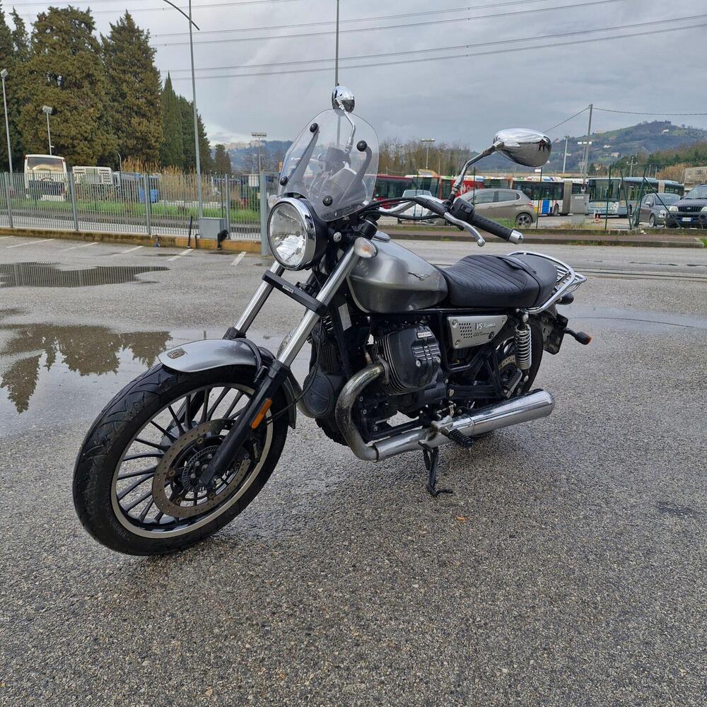 Moto Guzzi V9 Roamer (2021 - 24) (8)