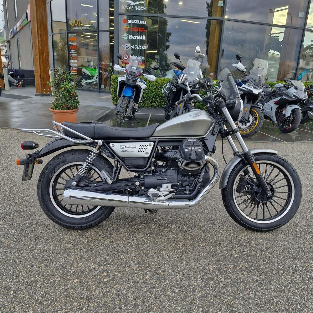 Moto Guzzi V9 Roamer (2021 - 24) (11)