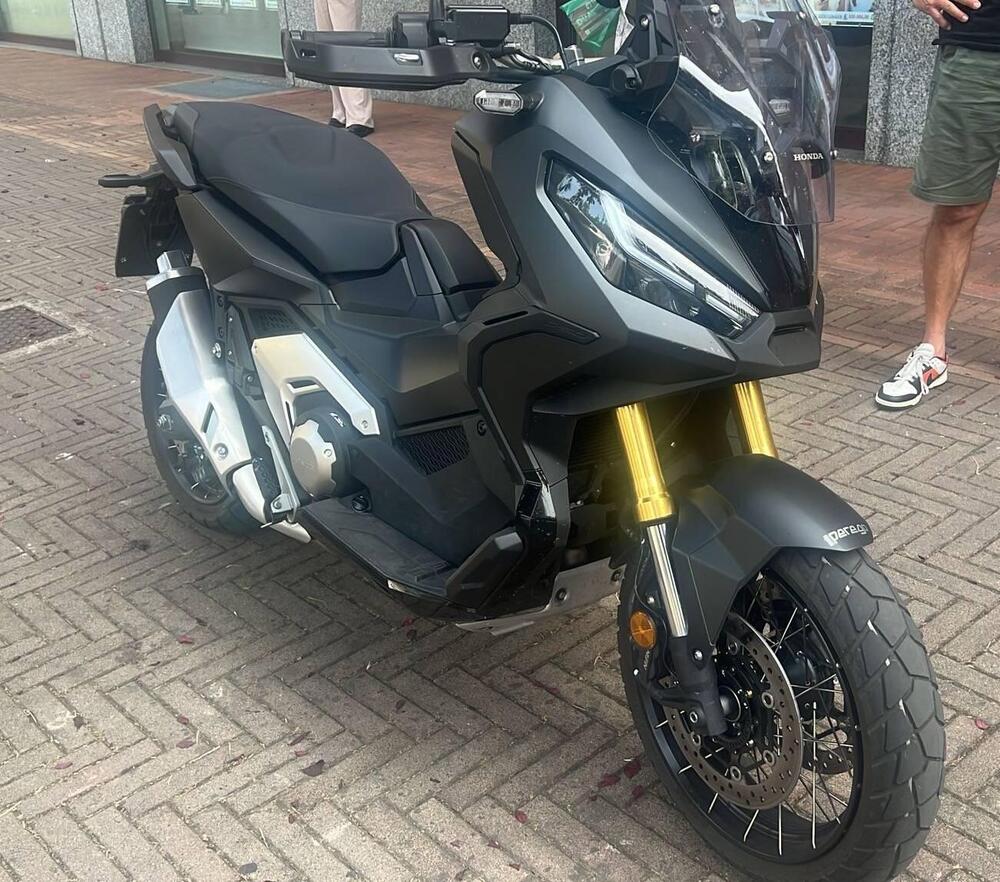 Honda X-ADV 750 DCT (2021 - 24) (2)
