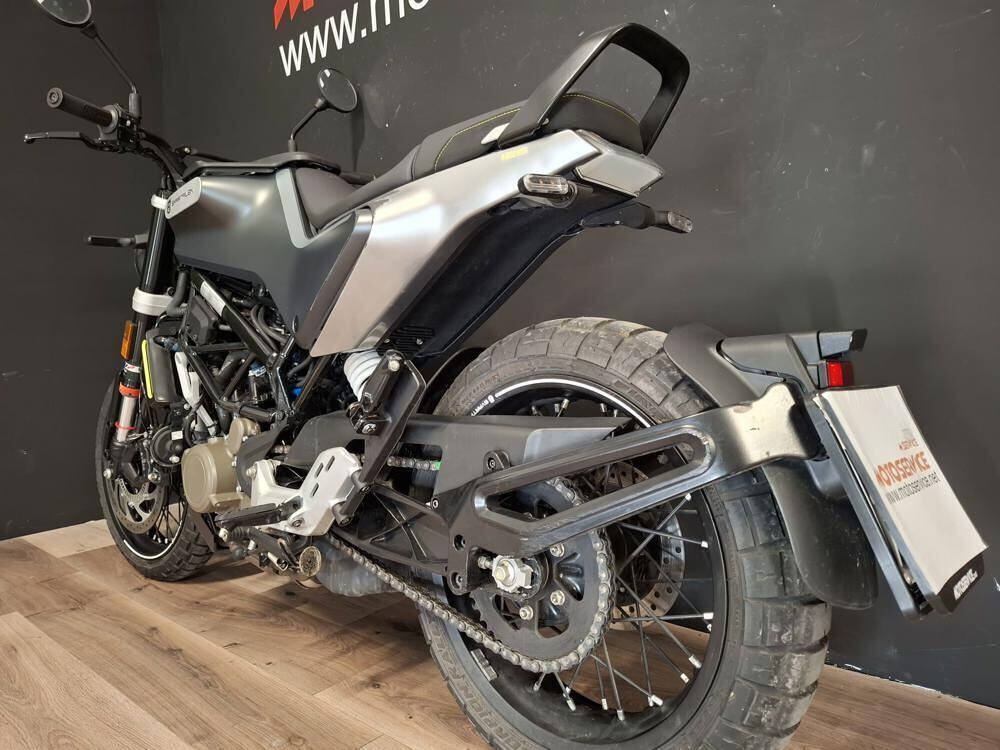 Husqvarna Svartpilen 125 (2021 - 23) (3)