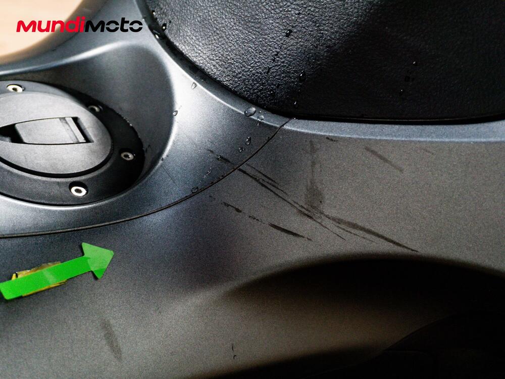 Piaggio Beverly 300 i.e. ABS-ASR (2016 - 20) (15)