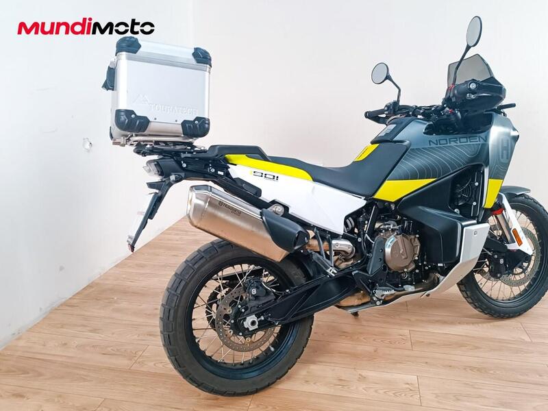 Husqvarna Norden 901 (2022 - 26) (3)