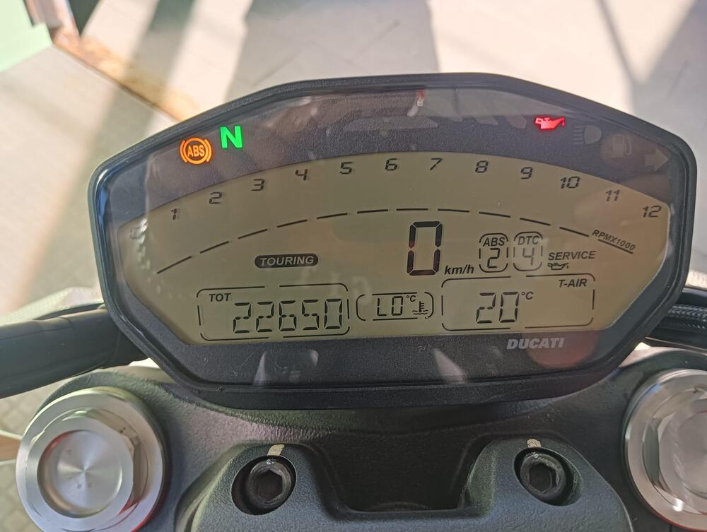 Ducati Monster 821 ABS (2014 - 17) (5)