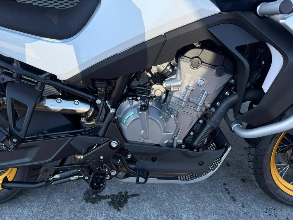 CFMOTO 800MT Explore (2023 - 26) (8)