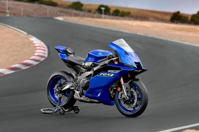 Yamaha YZF R9 (2025 - 26) nuova