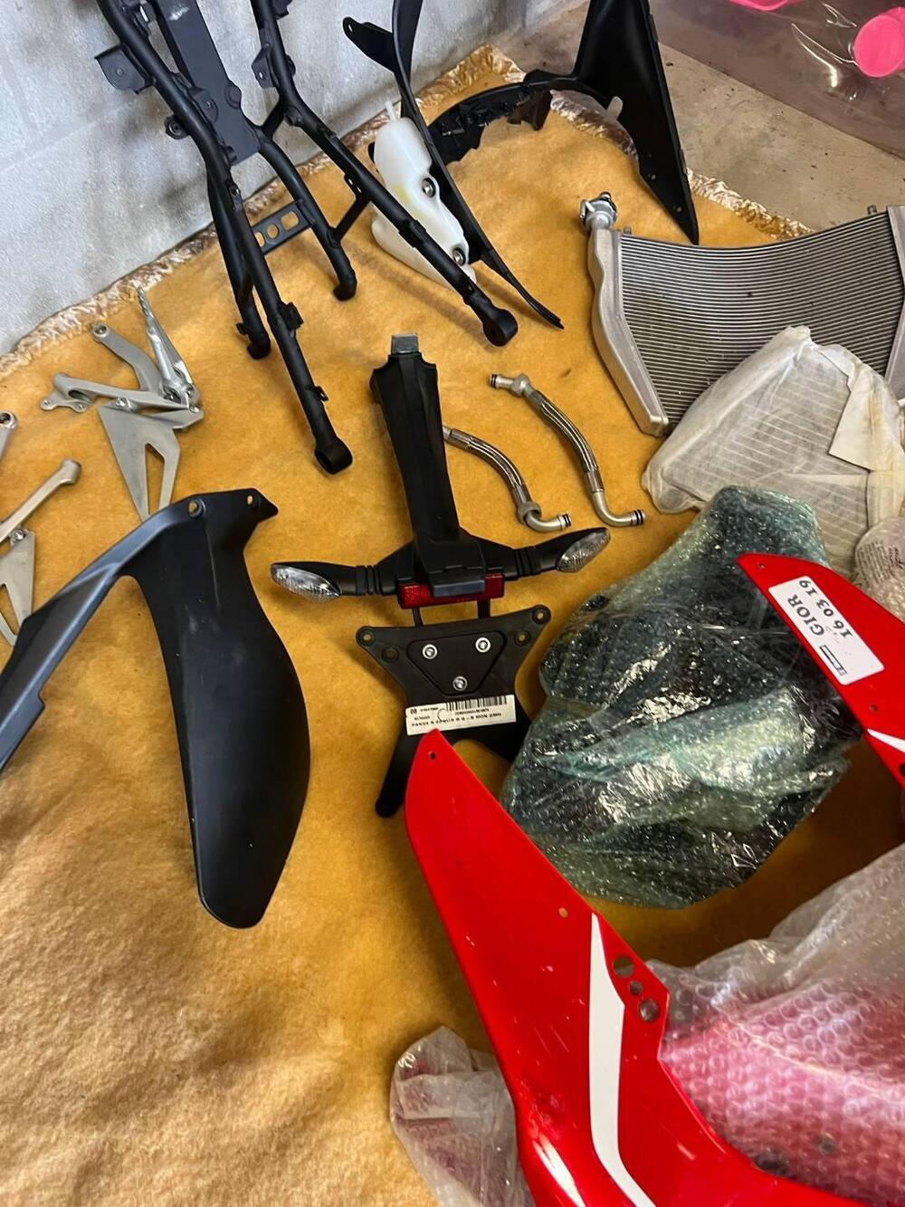 Ducati Panigale V4 R 1000 (2019 - 20) (10)