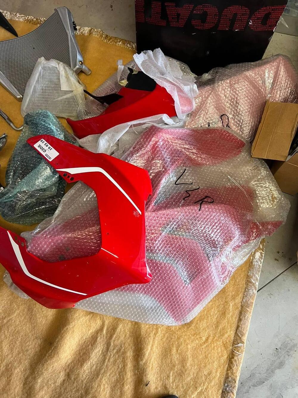 Ducati Panigale V4 R 1000 (2019 - 20) (14)