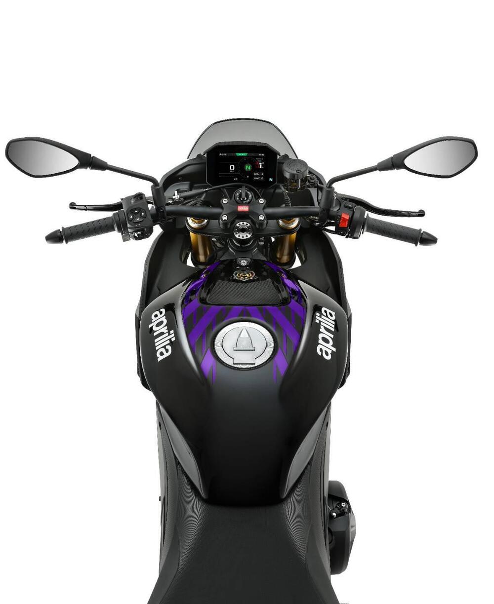 Aprilia Tuono V4 Factory (2025 - 26) (8)