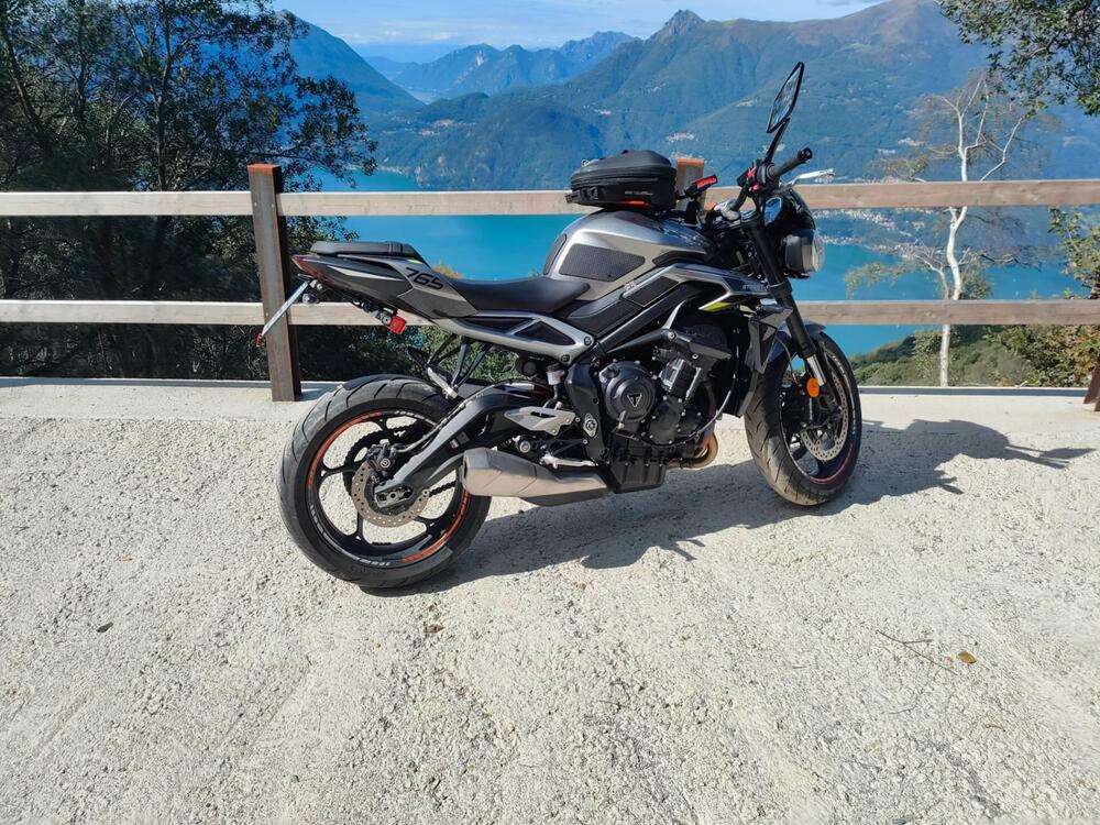 Triumph Street Triple 765 R (2023 - 26) (7)