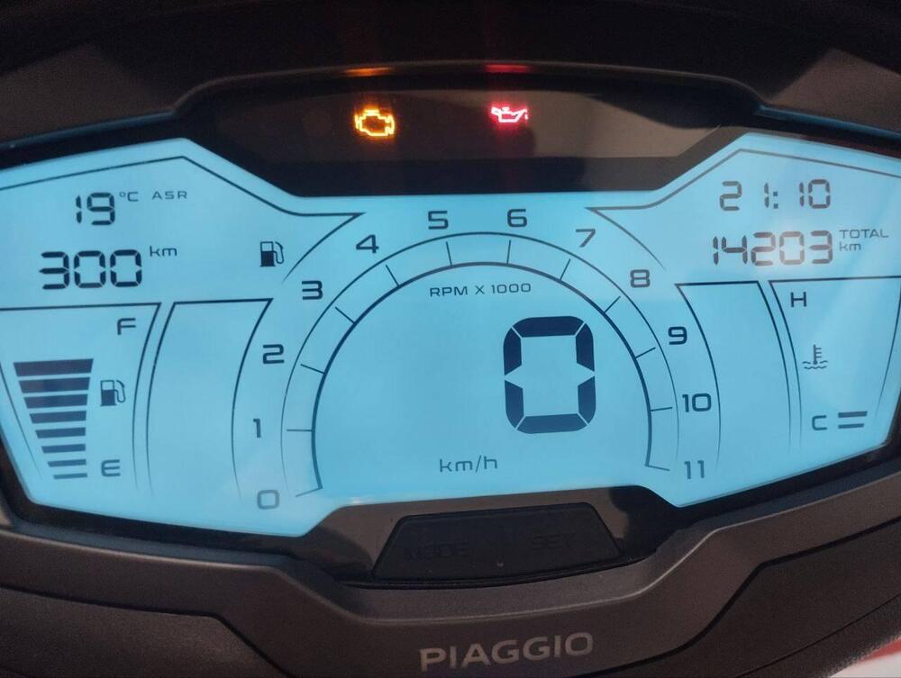 Piaggio Beverly 300 S ABS-ASR (2021 - 25) (11)