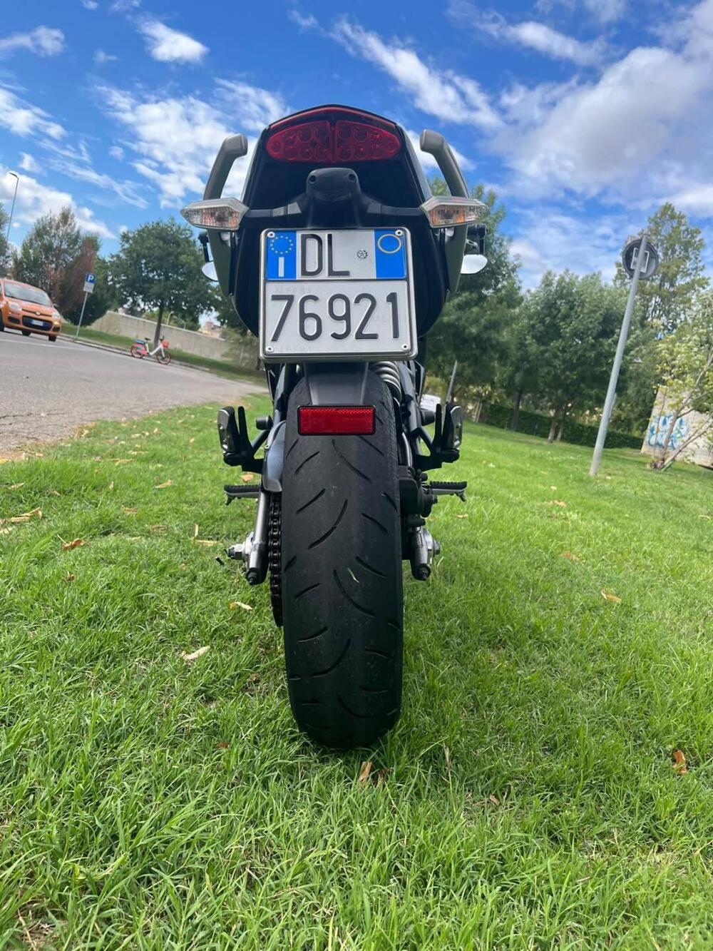 Kawasaki ER-6N (2009 - 11) (4)