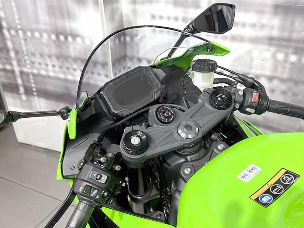 Kawasaki Ninja 125 (2025 - 26) (6)