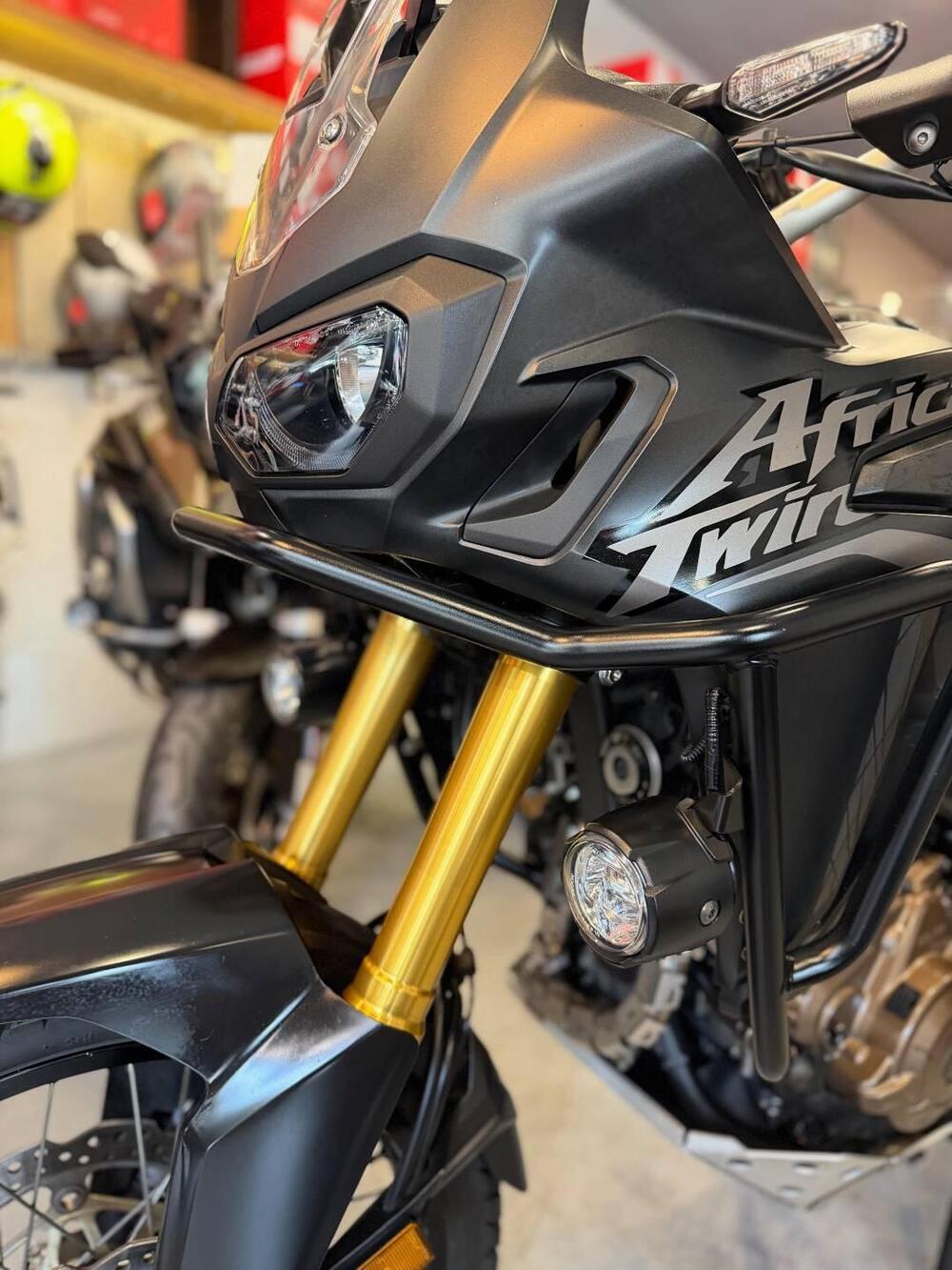 Honda Africa Twin CRF 1000L DCT ABS Travel Edition (2016 - 17) (3)