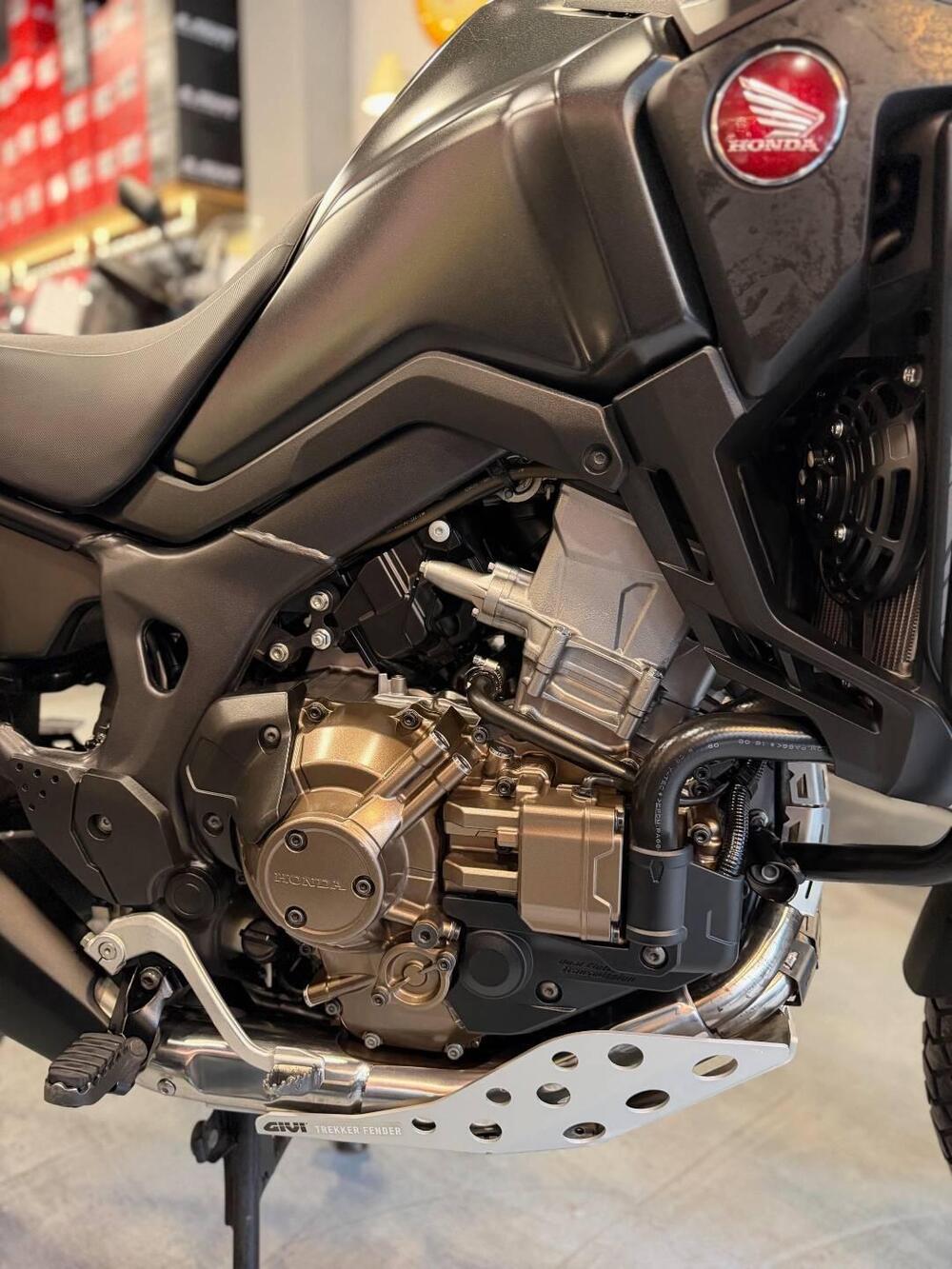 Honda Africa Twin CRF 1000L DCT ABS Travel Edition (2016 - 17) (8)