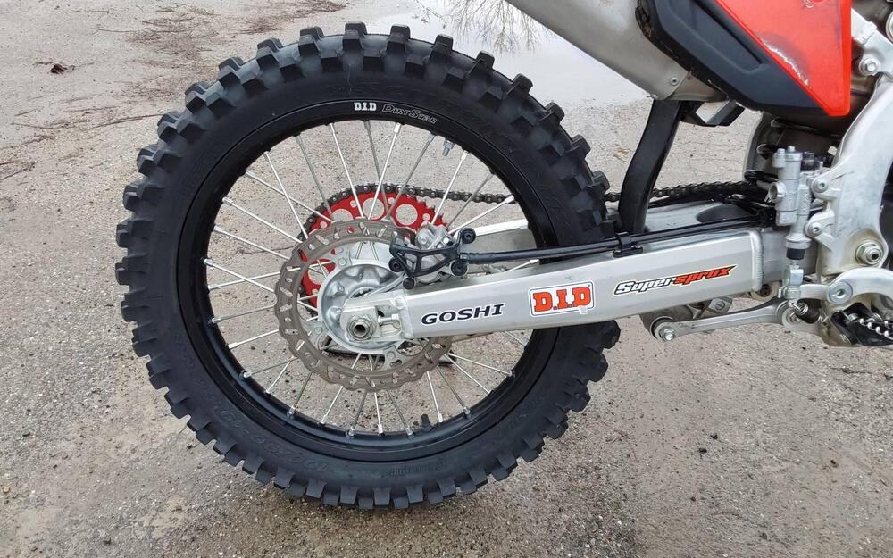 Honda CRF 250R (2023) (4)