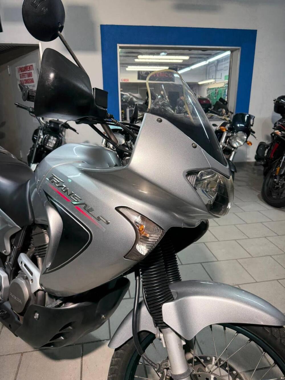 Honda Transalp XL 650V (2005 - 06) (2)