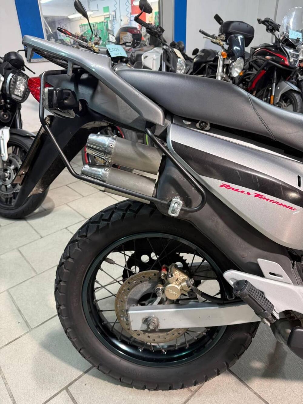 Honda Transalp XL 650V (2005 - 06) (4)