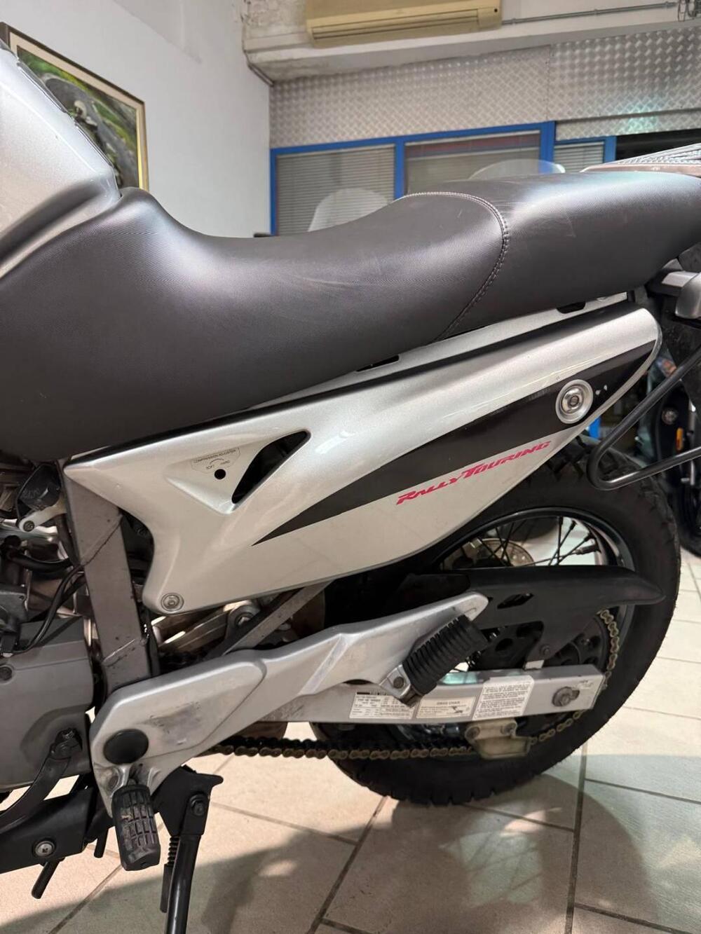 Honda Transalp XL 650V (2005 - 06) (8)