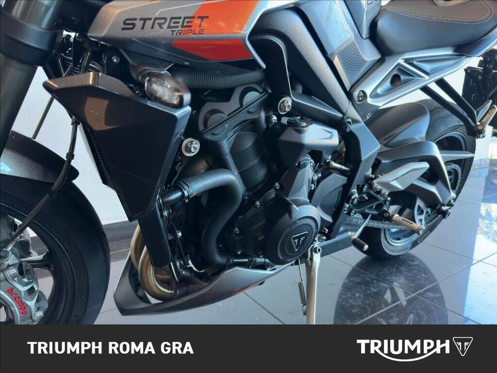 Triumph Street Triple 765 RS (2023 - 26) (9)