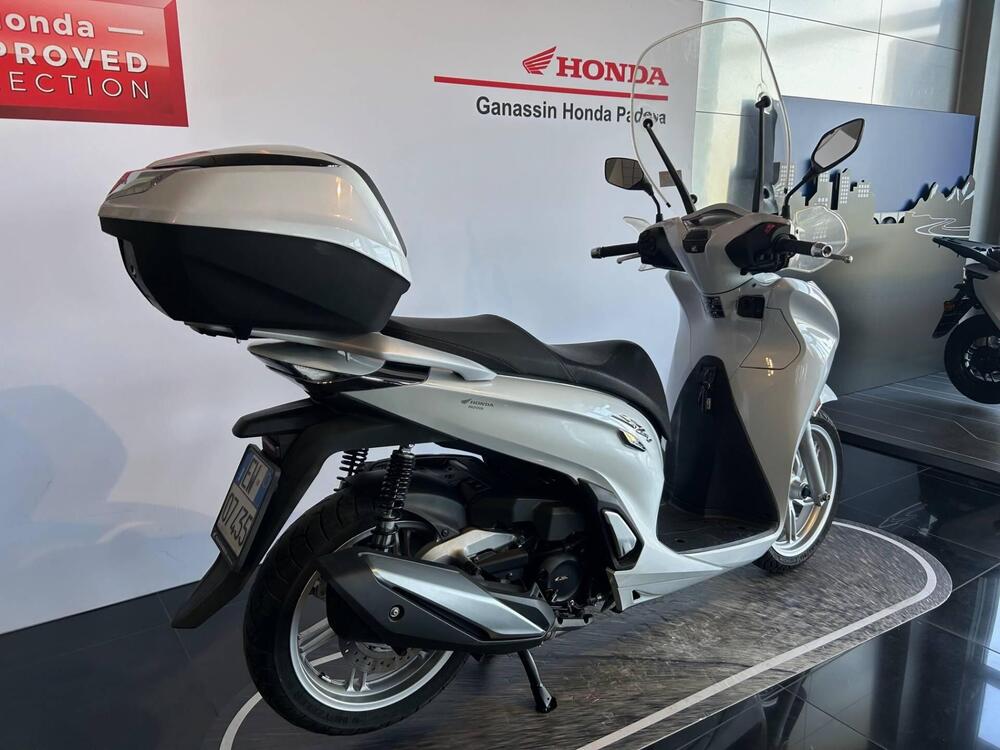 Honda SH 350 (2021 - 24) (2)