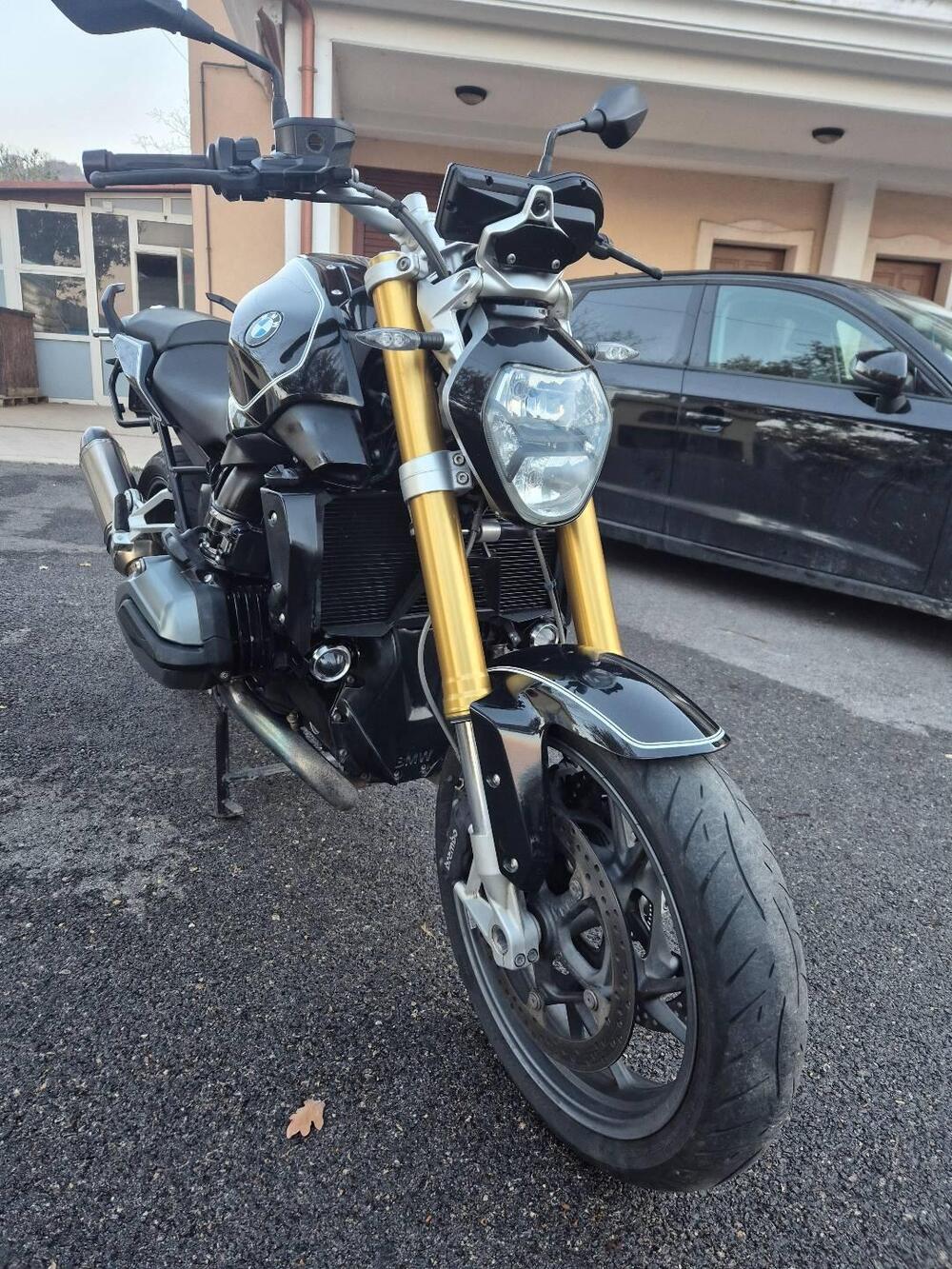 Bmw R 1200 R Black Edition (2017 - 18) (2)