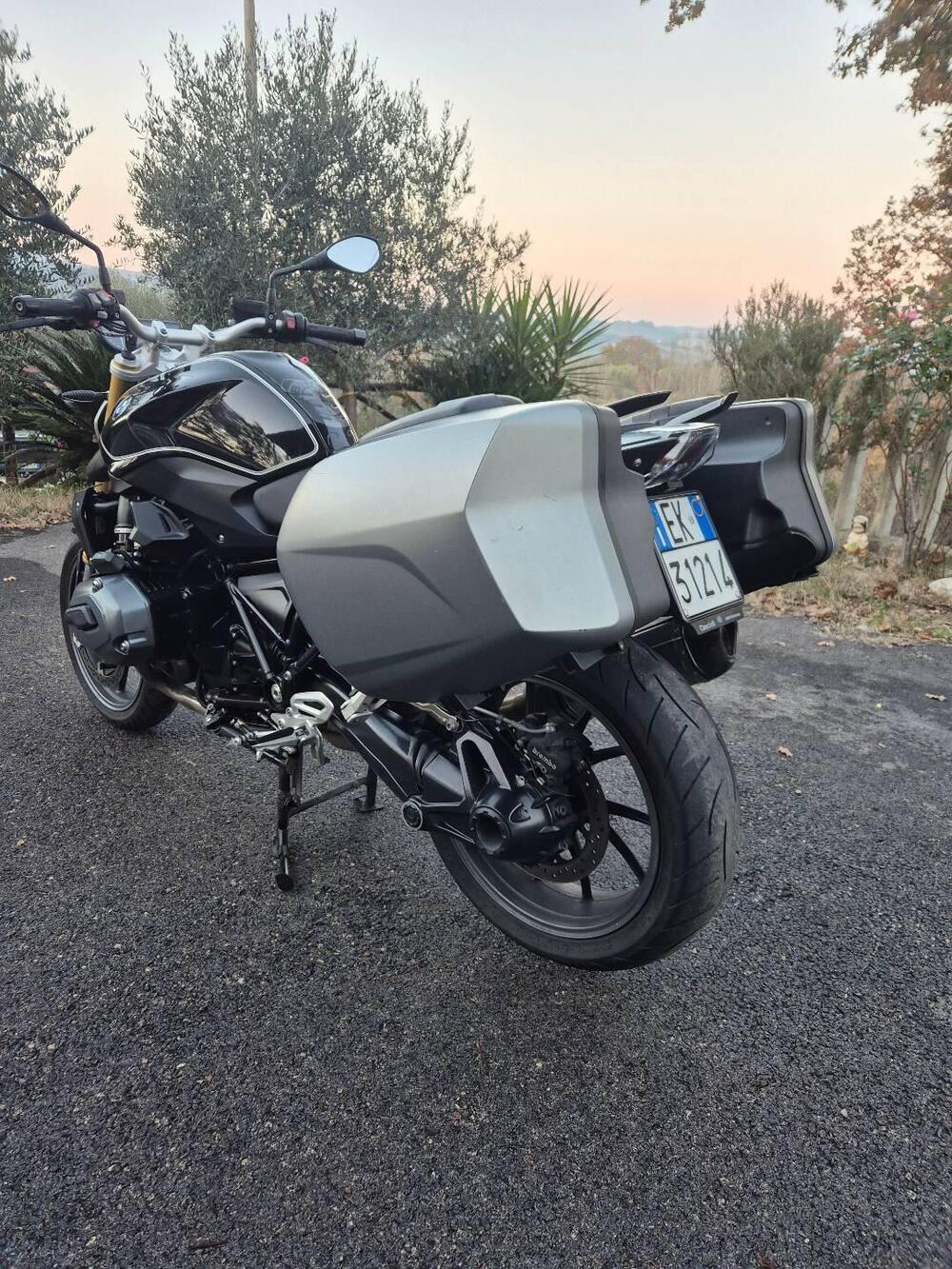 Bmw R 1200 R Black Edition (2017 - 18) (7)