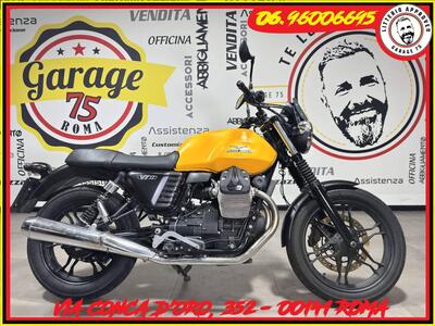 Moto Guzzi V7 II Stone (2015 - 17) usata