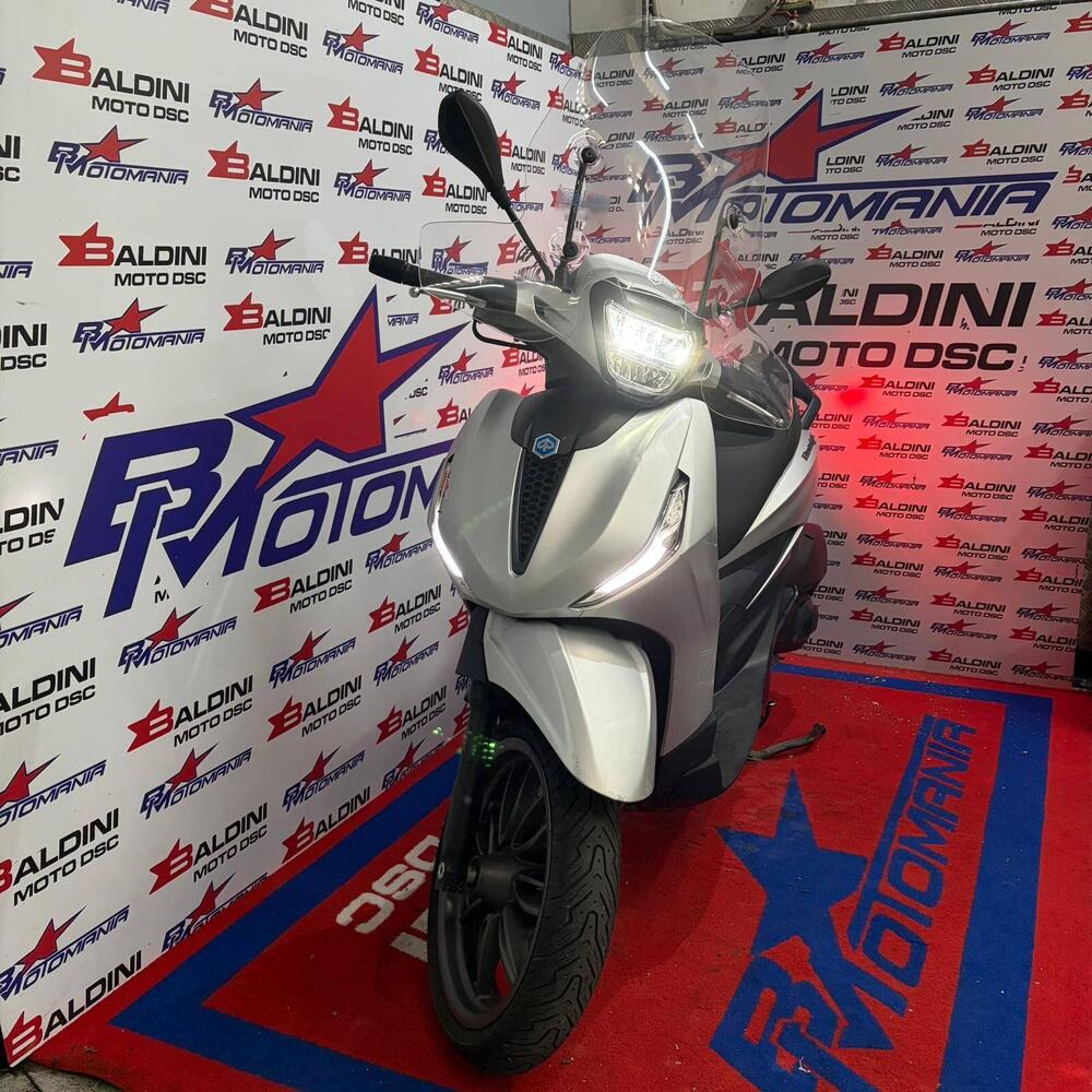 Piaggio Beverly 300 S ABS-ASR (2021 - 25)