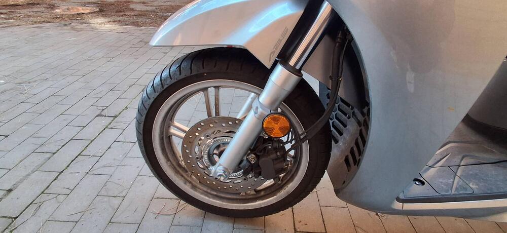 Honda SH 300 i ABS (2016 - 20) (6)