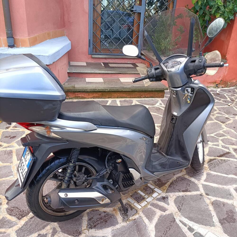 Honda SH 150 i ABS (2013 - 16) (3)