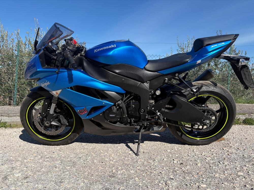 Kawasaki Ninja 600 ZX-6R (2009 - 16) (3)