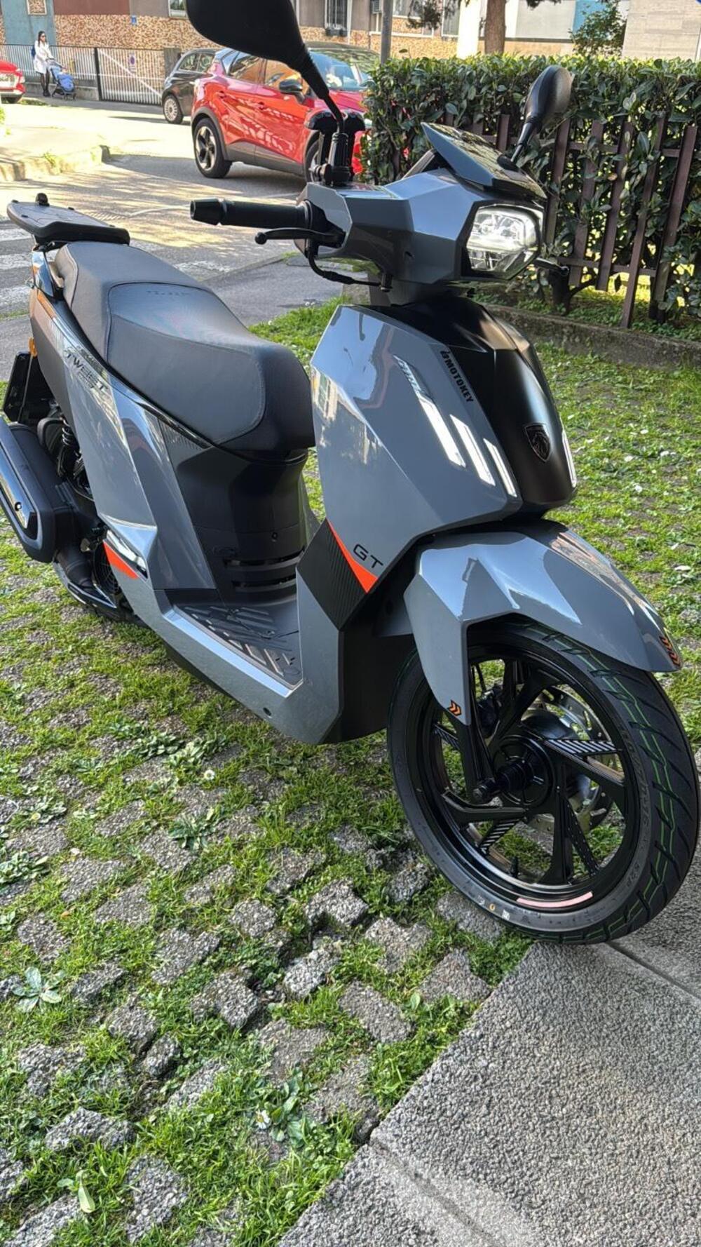 Peugeot Tweet 125 FL GT (2023 - 24)