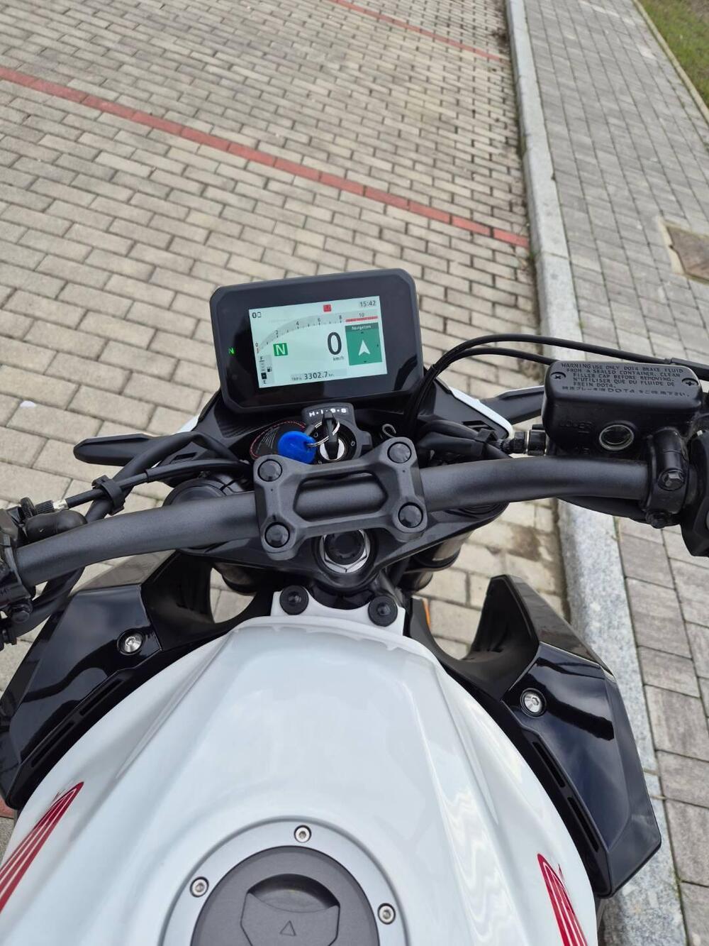 Honda CB 500 Hornet (2024 - 25) (3)