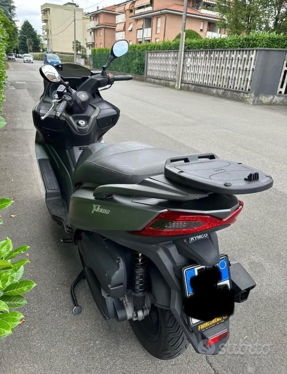 Kymco X-Town 300i ABS (2016 - 20) (4)